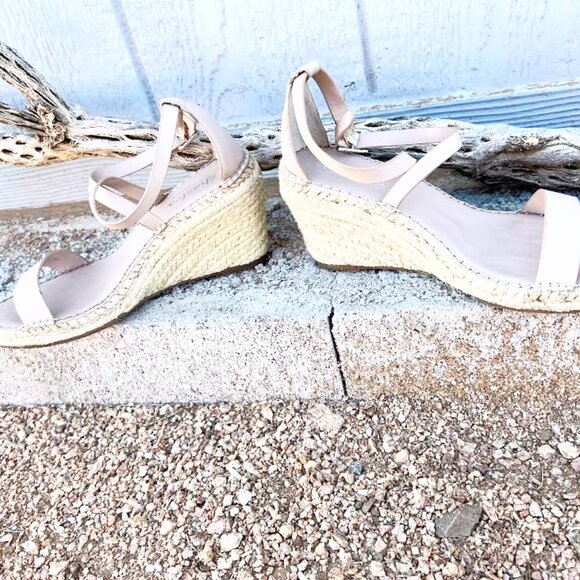 CHARLES by CHARLES DAVID WOMEN'S WEDGE ESRADRILLES CREAM SIZE 6 - Picture 5 of 7
